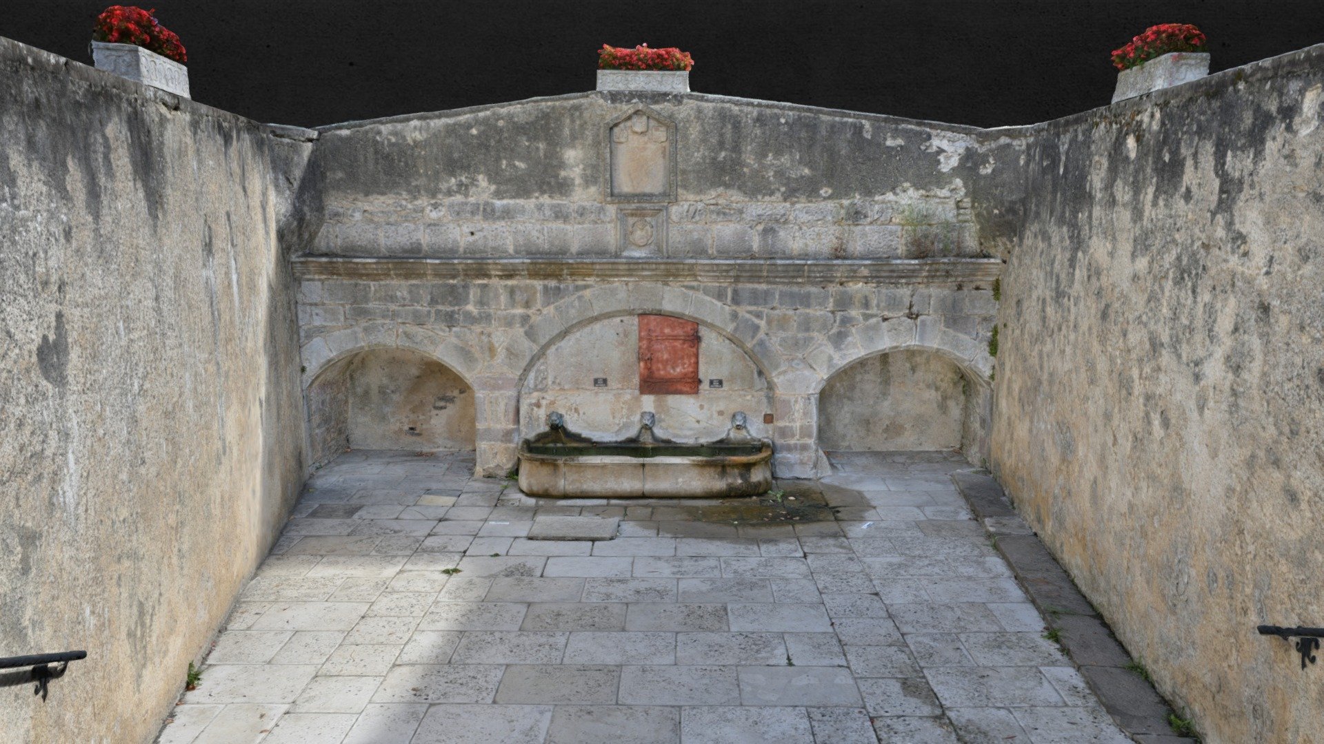 La Fontaine de la Fréjaire appelée aussi Fontaine des Cordeliers fut construite au XVIIème siècle sur la Place de la Fréjaire par Guyon Guérin de Bouscal. Ce dramaturge réalmontais né protestant vers 1613 s’est converti au catholicisme, il est l’auteur d’une dizaine de pièces de théâtres et d’une trilogie adaptée du roman de Cervantès, dont le « Gouvernement de Sancho Pança » qui fut joué par la troupe de Molière entre 1659 et 1665. Guérin de Bouscal résida à Paris de 1634 à 1645 puis revint dans le Languedoc et fut nommé en 1651 premier consul de Réalmont. Il inspira également Molière pour son Don Juan. Le 31 décembre 1675 il décède à Réalmont. 

Fontaines de France 

 - Fontaine de la Fréjaire, Réalmont (81) - Buy Royalty Free 3D model by Archéomatique (@archeomatique) 3d model
